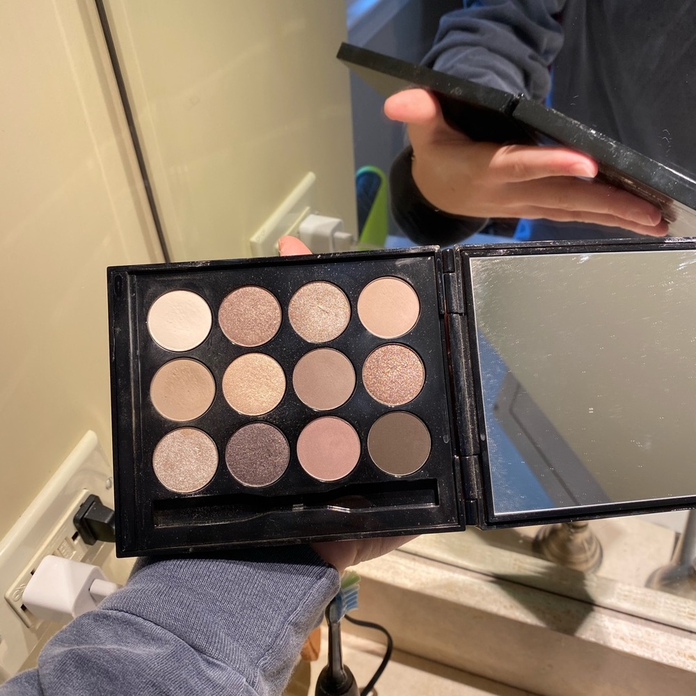 Bobbi Brown pallete